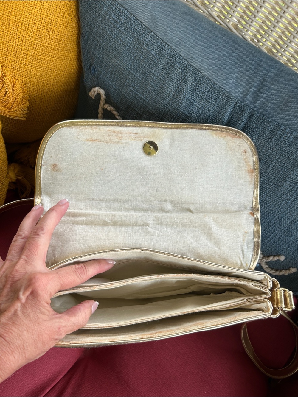Vintage Gold Patchwork Crossbody Bag - Picture 4 of 8